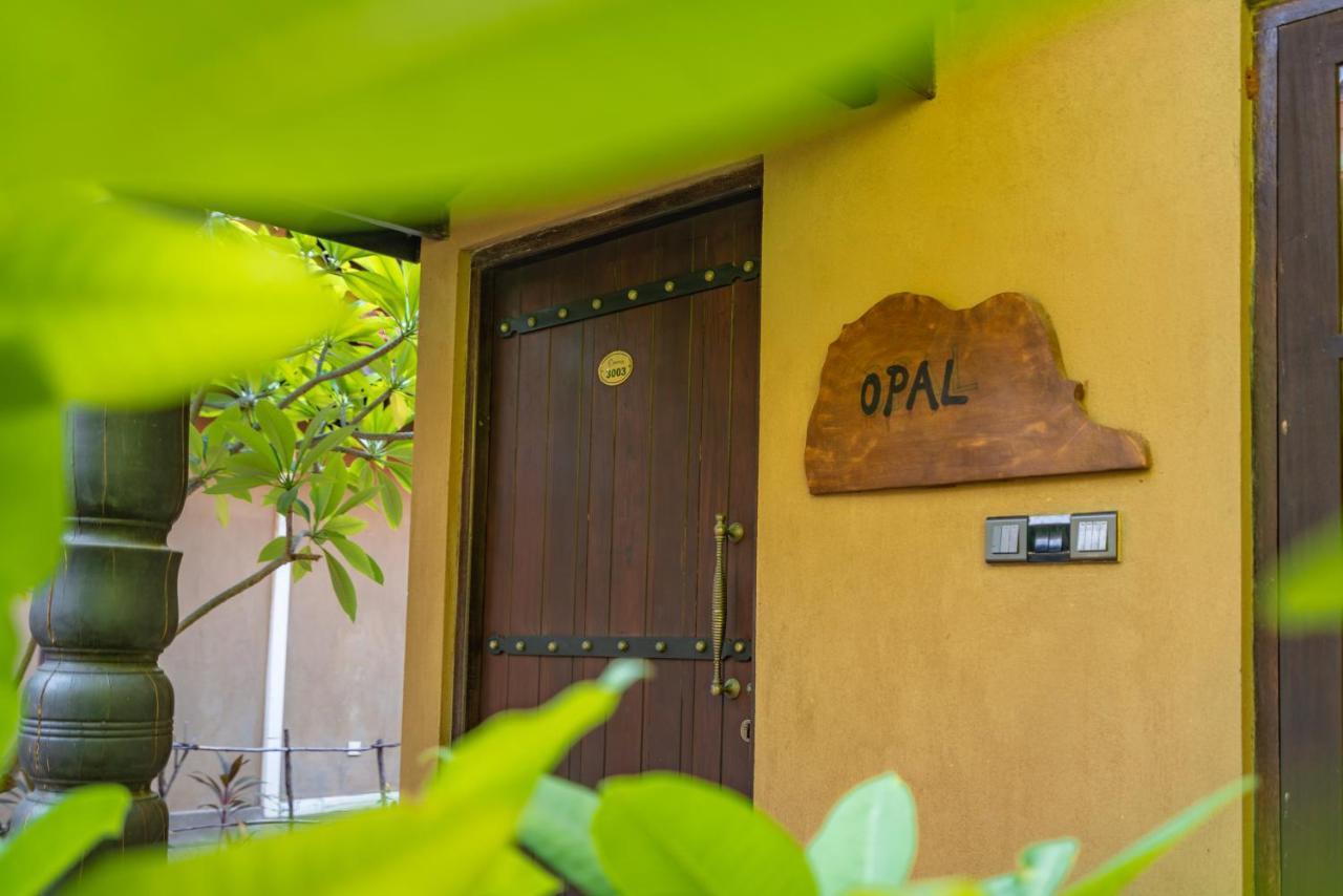 Alai Resort Mullaittivu Bagian luar foto