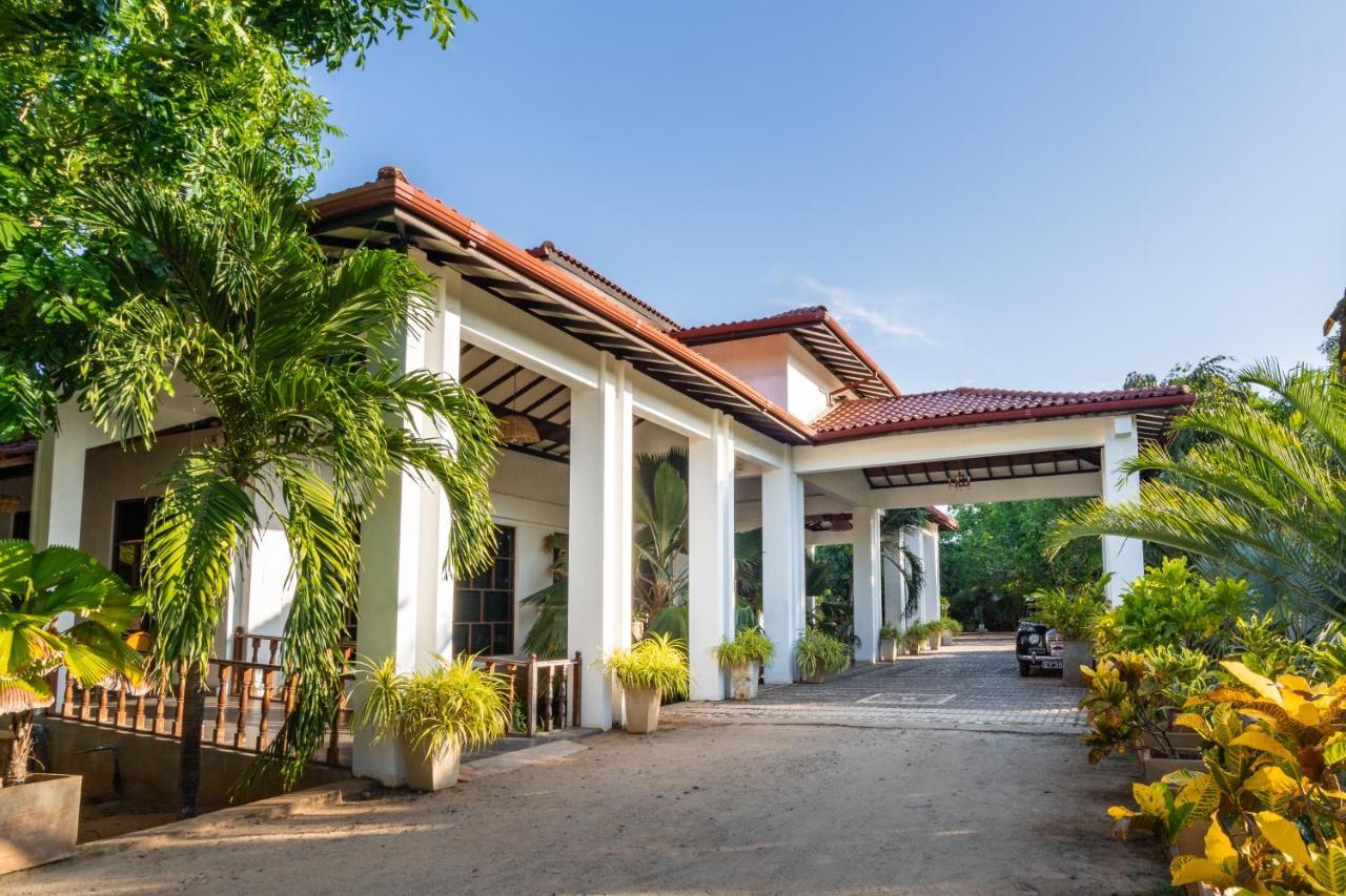 Alai Resort Mullaittivu Bagian luar foto